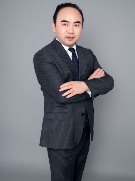 李晨涛律师，男，从事律师职业3年，现为甘肃赛莱律师事务所专职律师。